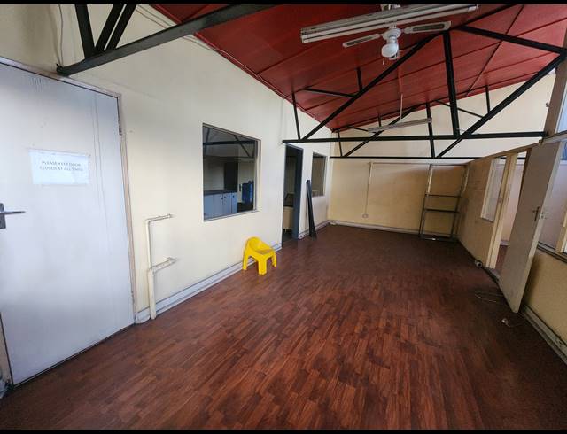 1,553M² WAREHOUSE TO LET IN WADEVILLE